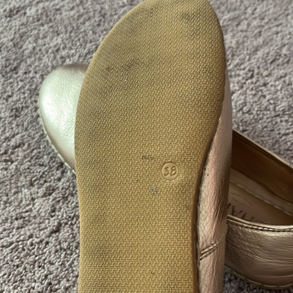 Charix Gold loafers size 8 - Picture 3 of 6